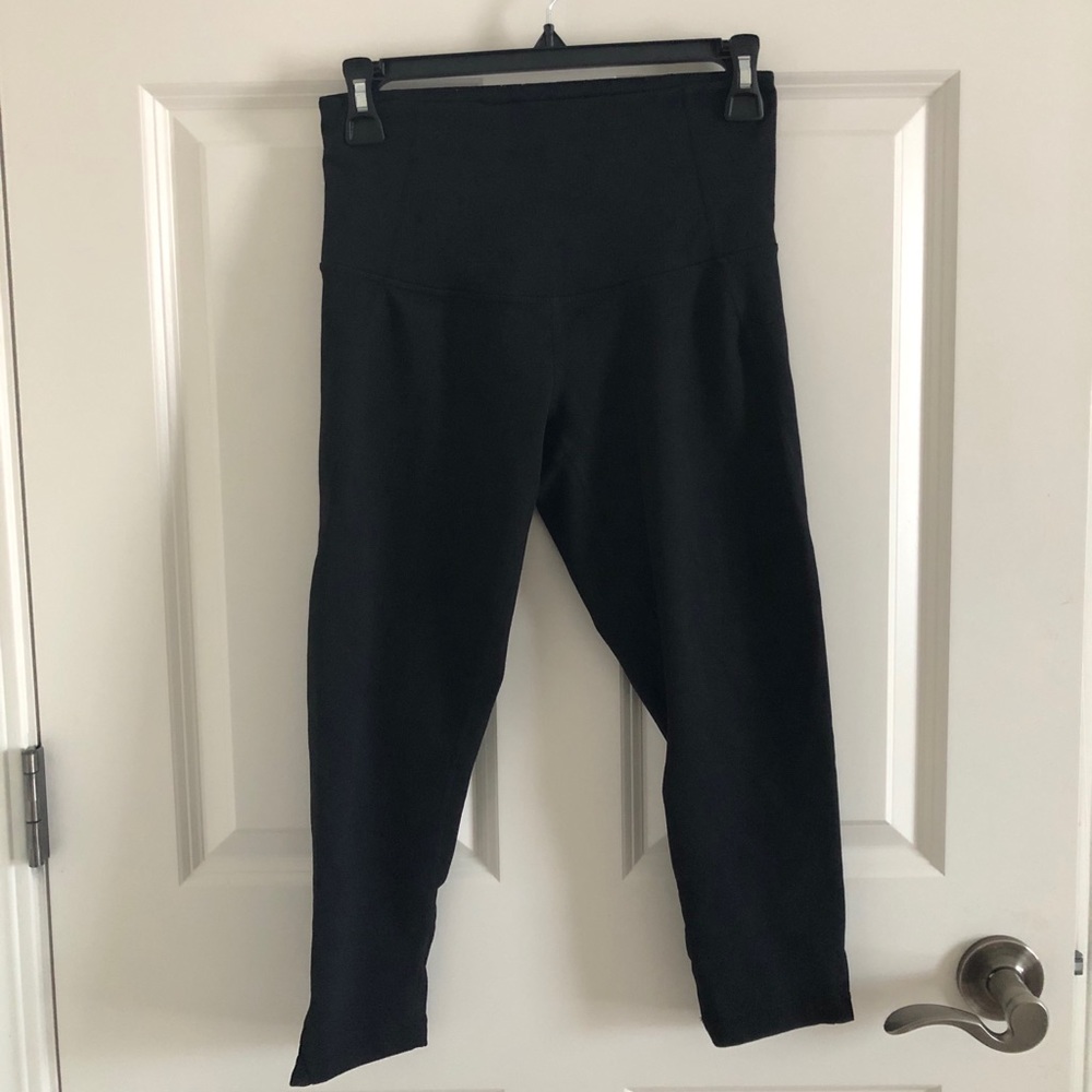 Zella Crop Leggings with mesh insert
